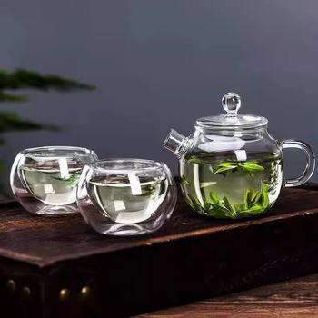 Ceainic mini floral, din sticlă borosilicat rezistentă la căldură, cu mâner de sticlă și filtru integrat