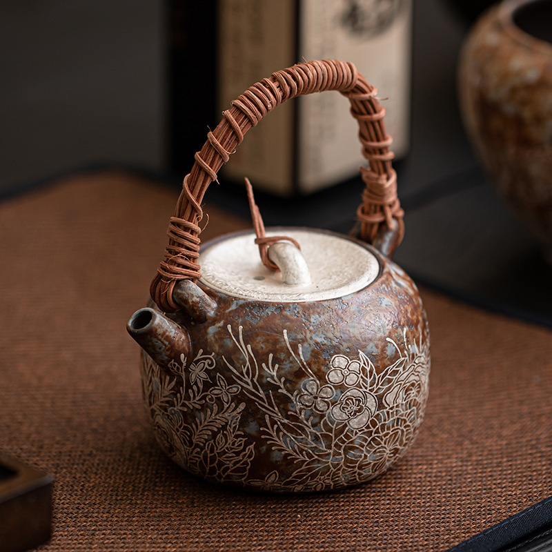Ceainic din ceramică cu model floral și finisaj argintiu, mâner din ratán, lux retro pentru uz casnic, set Gongfu ceai, o cană
