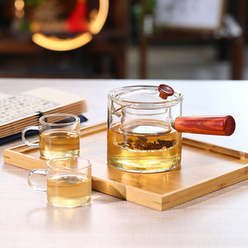 Ceainic din sticlă borosilicat rezistent la căldură, cu mâner lateral din lemn, pentru infuzat ceaiuri florale și ceai de mandarine mici