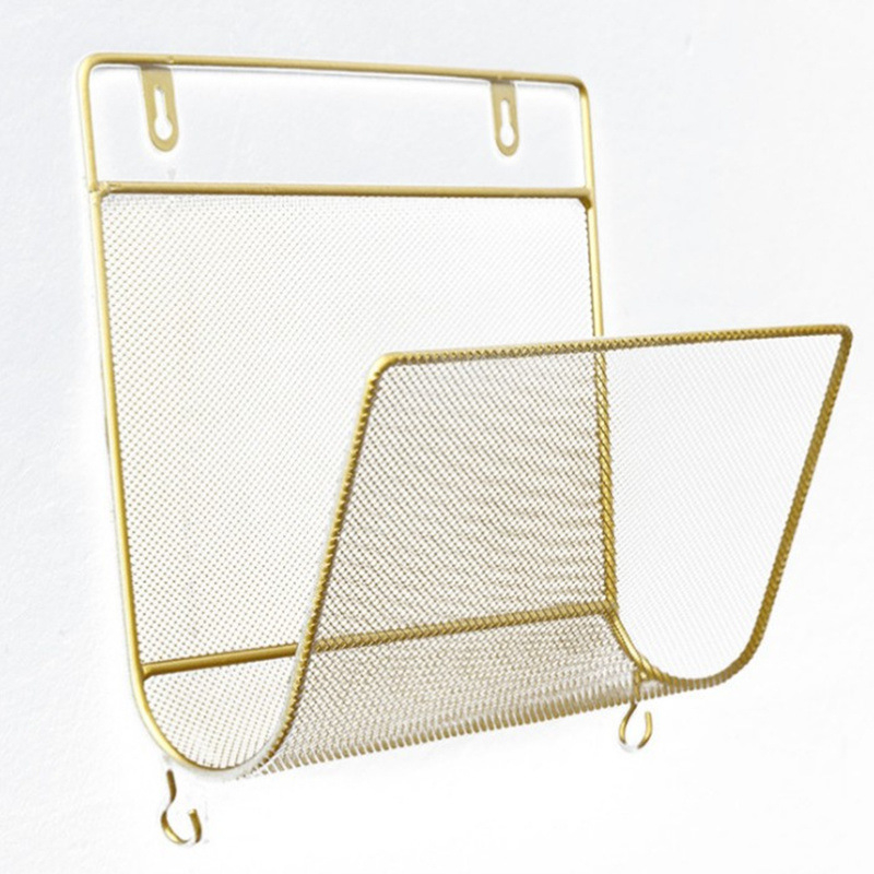 Raft din fier, montat pe perete, stil Nordic, pentru cărți și reviste — depozitare minimalistă pentru living