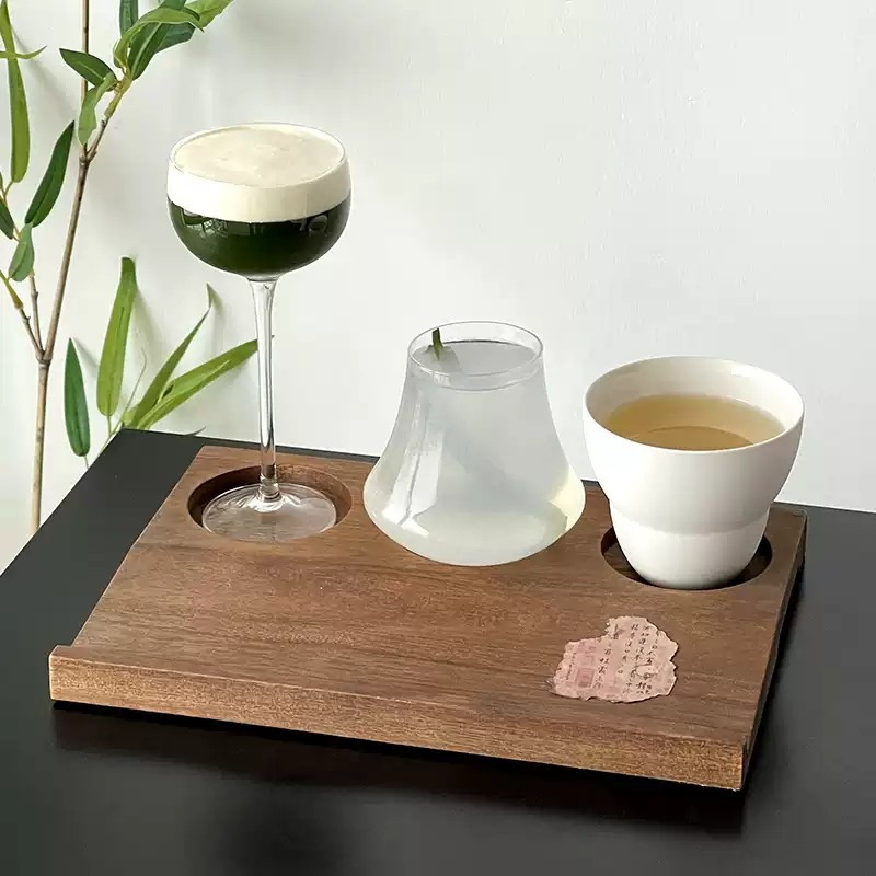 Tavă din lemn pentru cești cu trei găuri, pentru cafea, ceai și cocktailuri