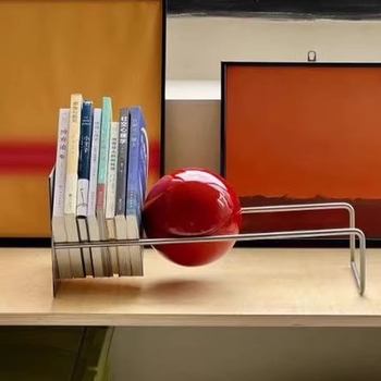 Oțel inoxidabil, raft înclinat de birou pentru cărți și reviste — decor Bauhaus inspirat