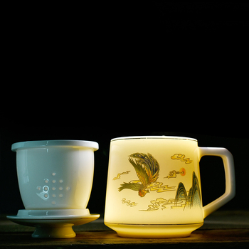 Set de cești ceramice pentru ceai, alb, cu filtru și margine aurie, pentru hoteluri și birouri