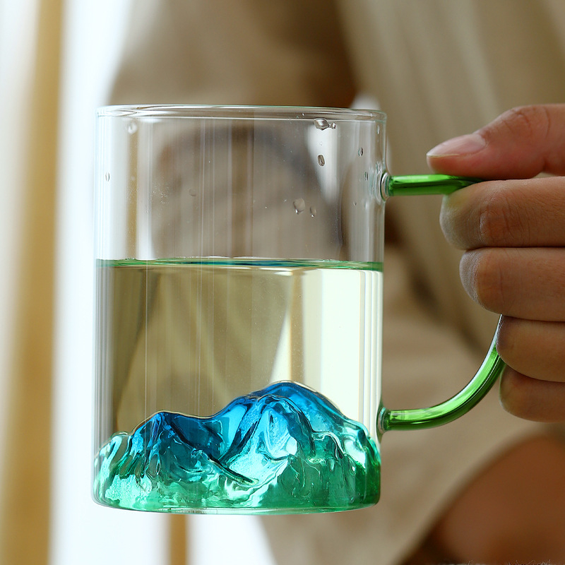 Cană de ceai din sticlă cu infuzor și capac, capacitate mare, design cu vedere la munți, logo personalizat