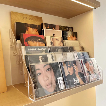 Suport acrilic pentru discuri și albume