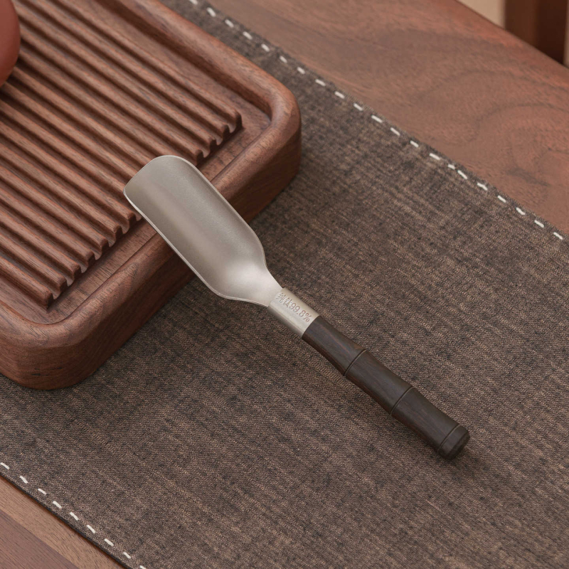Lingură de ceai din titan-lemn, cu mâner rotund, instrument special pentru colectarea frunzelor de ceai, recipient de ceai de înaltă calitate pentru uz casnic, unealtă de împărțire a ceaiului, accesorii pentru setul de ceai
