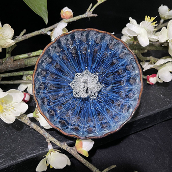 Ceșcuță ceramică Jian ware cu inlay auriu