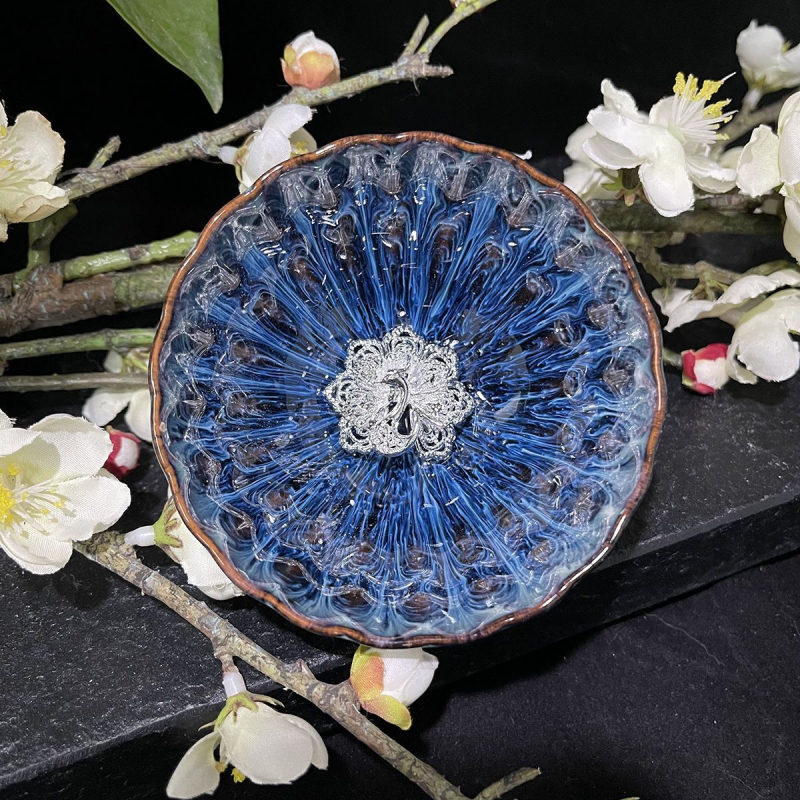 Ceșcuță ceramică Jian ware cu inlay auriu