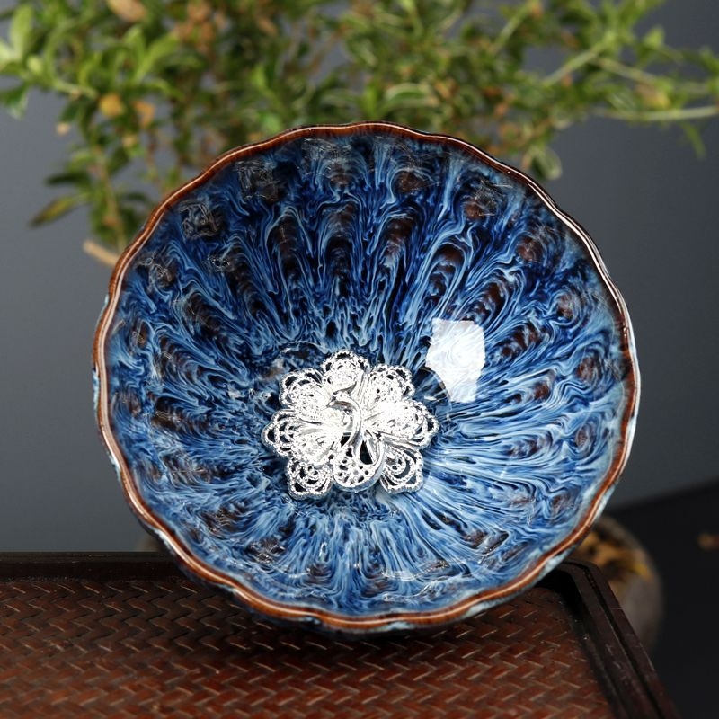 Ceșcuță ceramică Jian ware cu inlay auriu