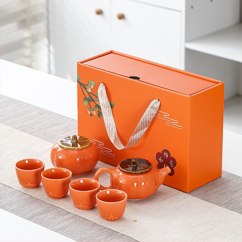 Kung Fu set na čaj s porcelánovým čajníkom a dózou na čaj s vygravírovaným nápisom, svadobný suvenír