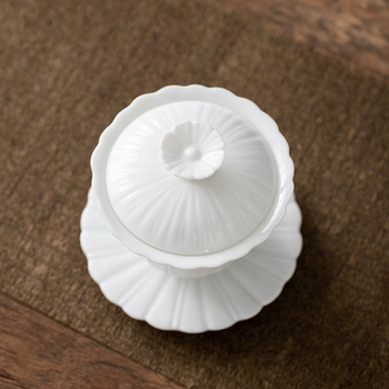 Set de ceai din porțelan alb, cu pereți subțiri și capac, cești cu glazură în trei culori și motif de petale de lotus, finisaj Jade alb pentru uz casnic modern