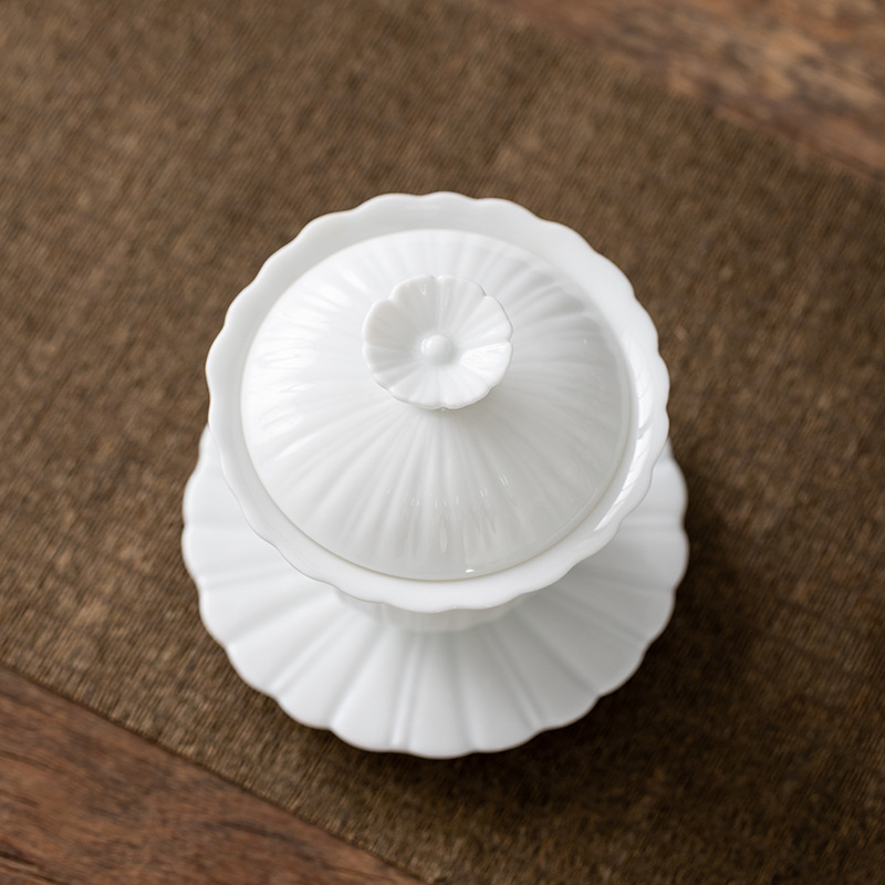 Set de ceai din porțelan alb, cu pereți subțiri și capac, cești cu glazură în trei culori și motif de petale de lotus, finisaj Jade alb pentru uz casnic modern