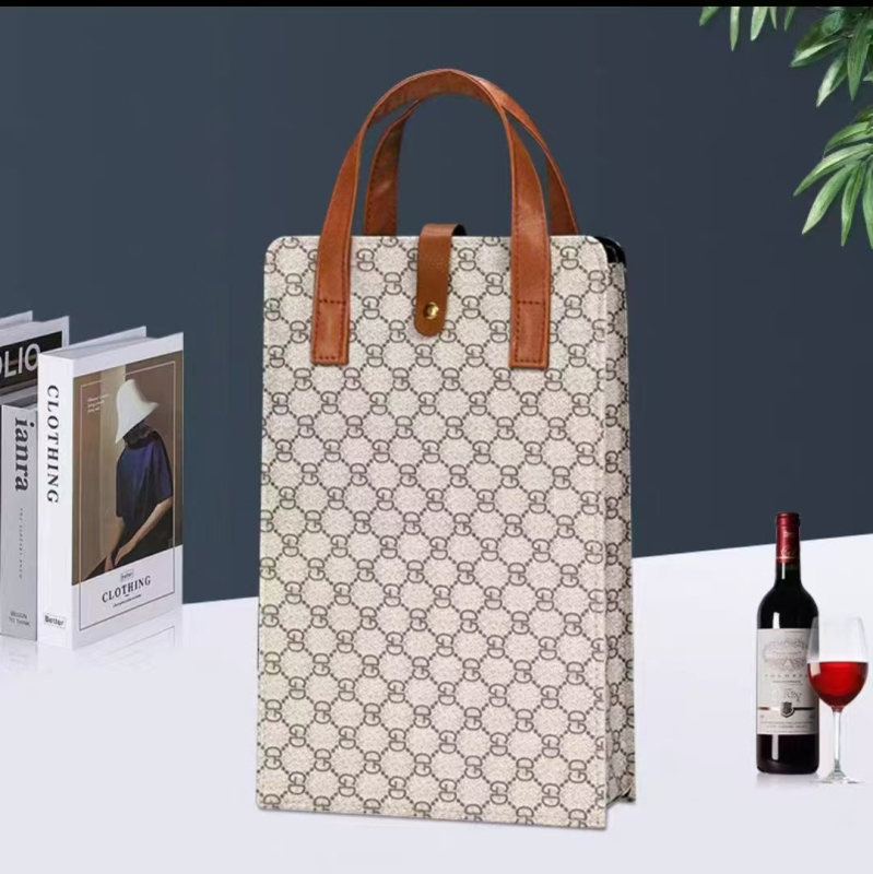 Geantă pentru vin, pachet cu două, cu mâner, design minimalist, carouri negru-roșii