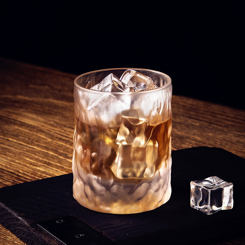 Pahar de whisky din cristal, cu textură ciocănită, pentru uz casnic