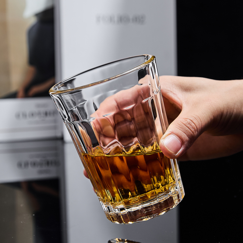 Pahar din sticlă rezistentă la căldură, stil european, cu dungi, 300–400 ml, pereți groși, fără mâner, pentru apă, ceai, suc sau bere