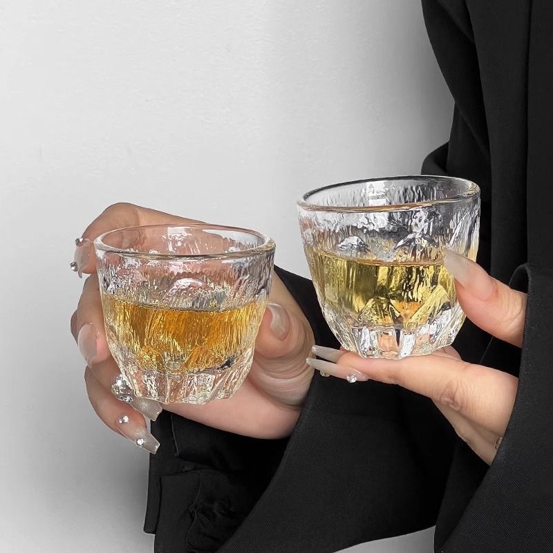 Stil Wabi-Sabi: mini pahar glaciar din sticlă pentru uz casnic, pahar de whisky cu aer discret de lux