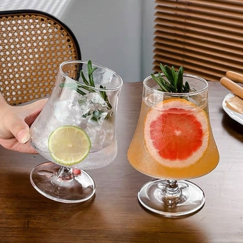 Pahar înalt din sticlă pentru cafea și băuturi reci, 301-400 ml, apă cu sifon și cocktailuri, stil modern minimalist