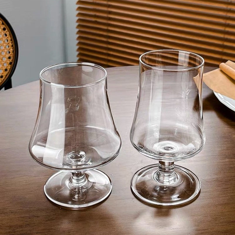 Pahar înalt din sticlă pentru cafea și băuturi reci, 301-400 ml, apă cu sifon și cocktailuri, stil modern minimalist