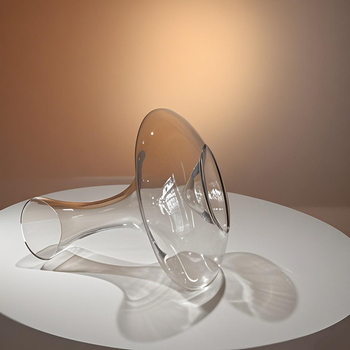 Decantor din cristal, design minimalist modern, fund concav, capacitate 1000 ml sau mai mult