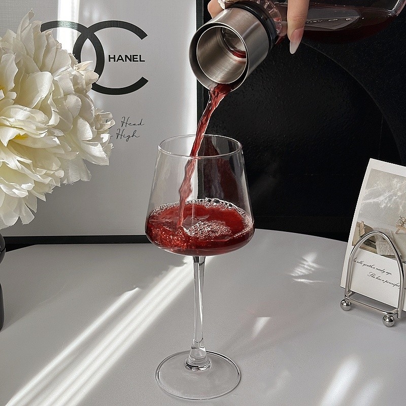 Decantor de vin din sticlă, design cu cascadă, capacitate 1000 ml, calitate premium