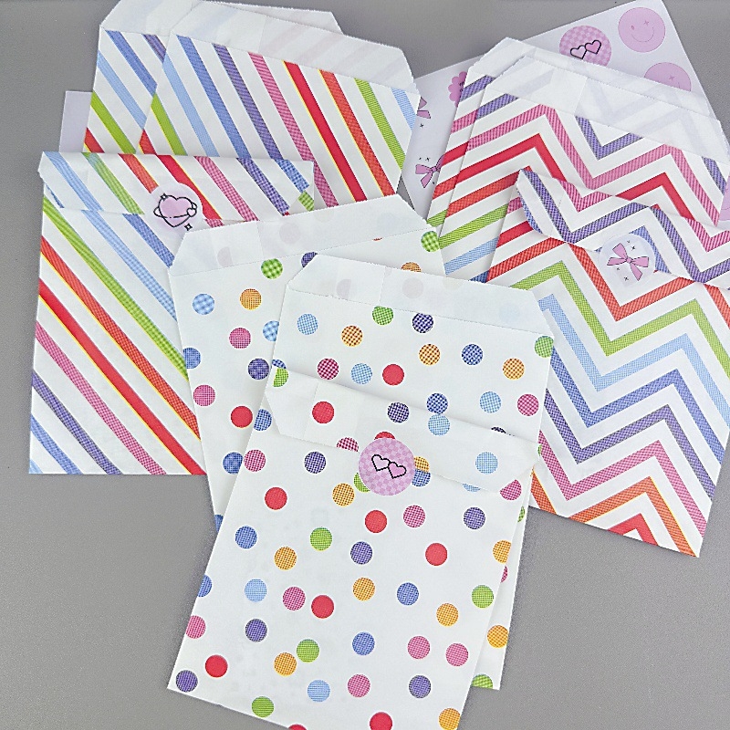 Pungi din hârtie Kraft colorate cu fundă conică, modele în valuri și buline, de unică folosință, pentru ambalare de petreceri, gustări, bomboane și produse de patiserie (12x17 cm)