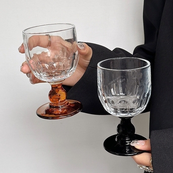 Pahar elegant pentru vin roșu și șampanie, înalt din sticlă, stil retro