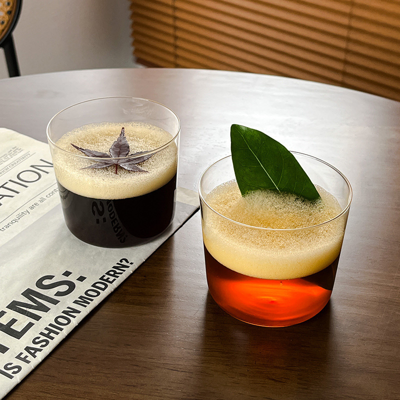 Pahar din sticlă cu gură lată pentru latte, ceai, cocktailuri și băuturi reci, stil Instagram, ușor și subțire.