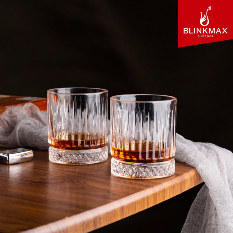 Pahar din sticlă în stil Ins, model cu diamant vertical, 300 ml, pentru whisky, bere și cocktailuri