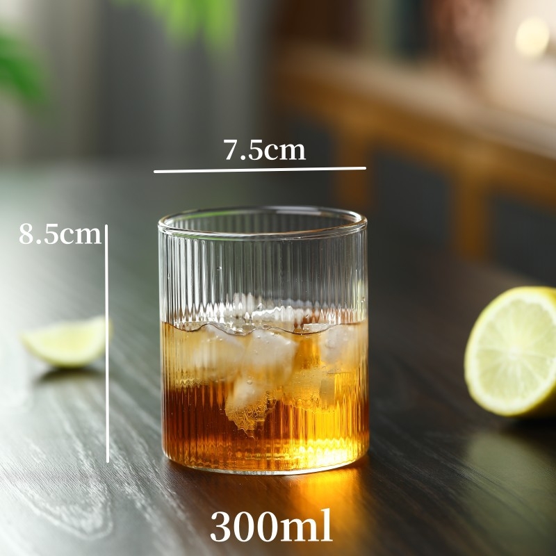 Pahar din sticlă borosilicată de înaltă calitate, stil japonez, textură ciocan și model vertical, transparent pentru apă, ceai, vin, suc sau cafea.