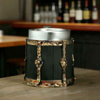 Cană de bere din oțel inoxidabil, cu design de butoi din lemn și mâner în formă de tomahawk, inspirație Viking, capacitate 401–500 ml