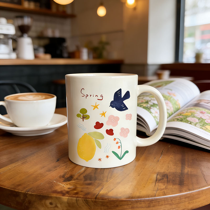 Cană ceramică personalizată pentru cupluri, cu design graffiti de desene animate