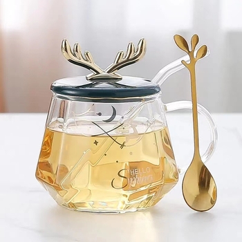 Cană ceramică de Crăciun cu capac și corn de cerb — accesorii animale creative