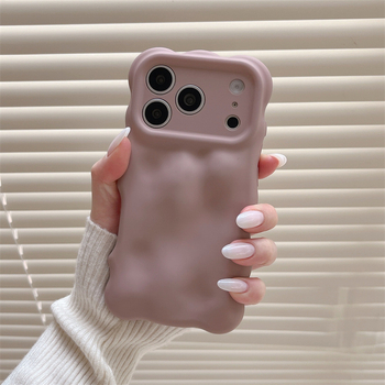 Katic TPU futrola za iPhone 13–17 s jesensko-zimskim jednobojnim bojama i 3D valovnom teksturom