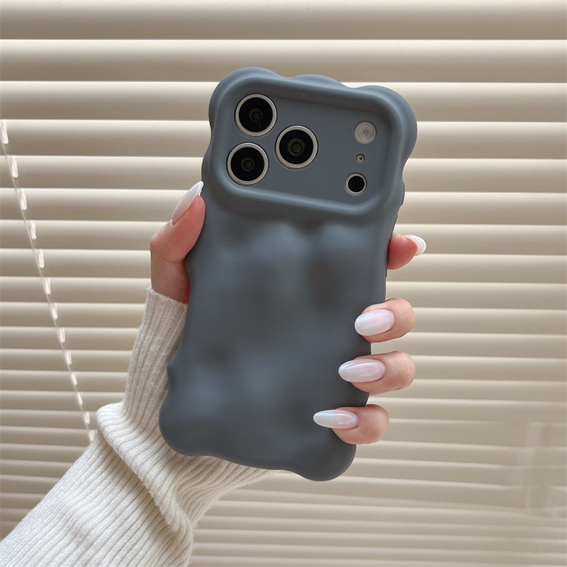 Katic TPU futrola za iPhone 13–17 s jesensko-zimskim jednobojnim bojama i 3D valovnom teksturom