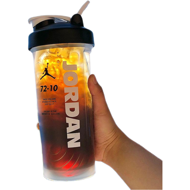 Sticlă de apă sport din plastic, portabilă, capacitate mare, rezistentă la căderi și la temperaturi înalte