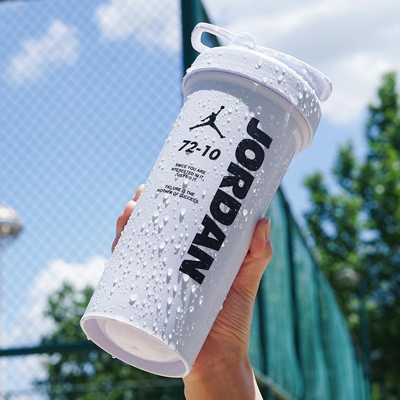 Sticlă de apă sport din plastic, portabilă, capacitate mare, rezistentă la căderi și la temperaturi înalte