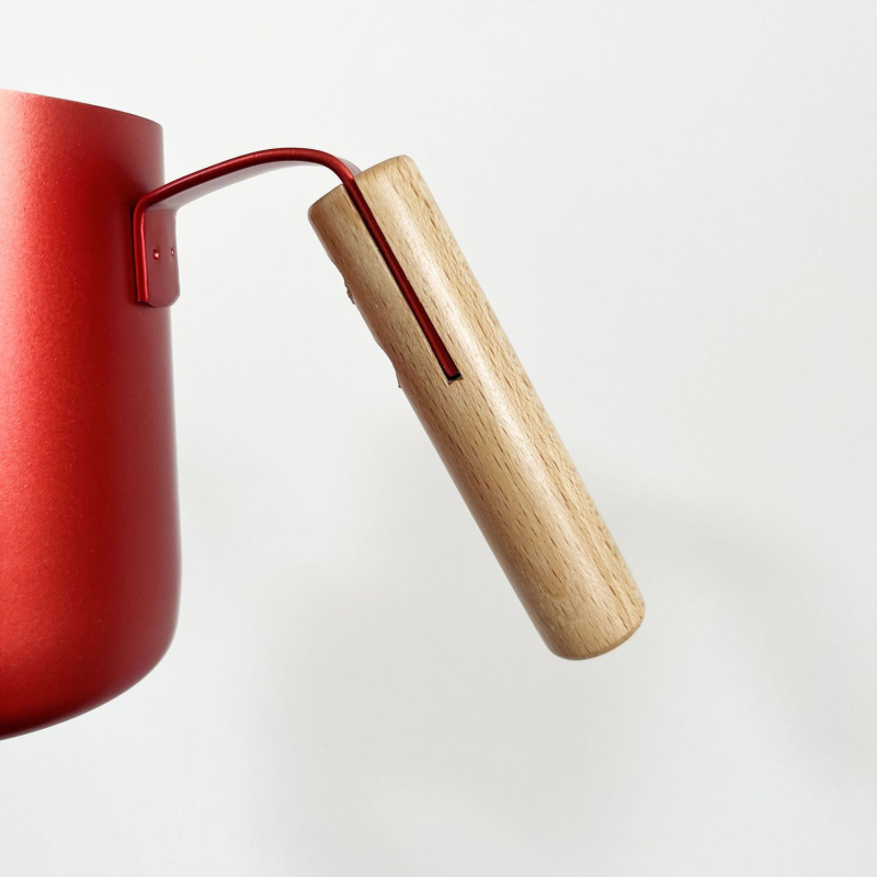 Ceainic pentru cafea pour-over cu gooseneck, din oțel inoxidabil, cioc lung și îngust, mâner din lemn masiv