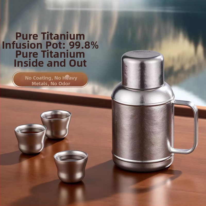 Ceainic izolat din titan pur pentru ceai și cafea – birou, acasă și utilizare în aer liber