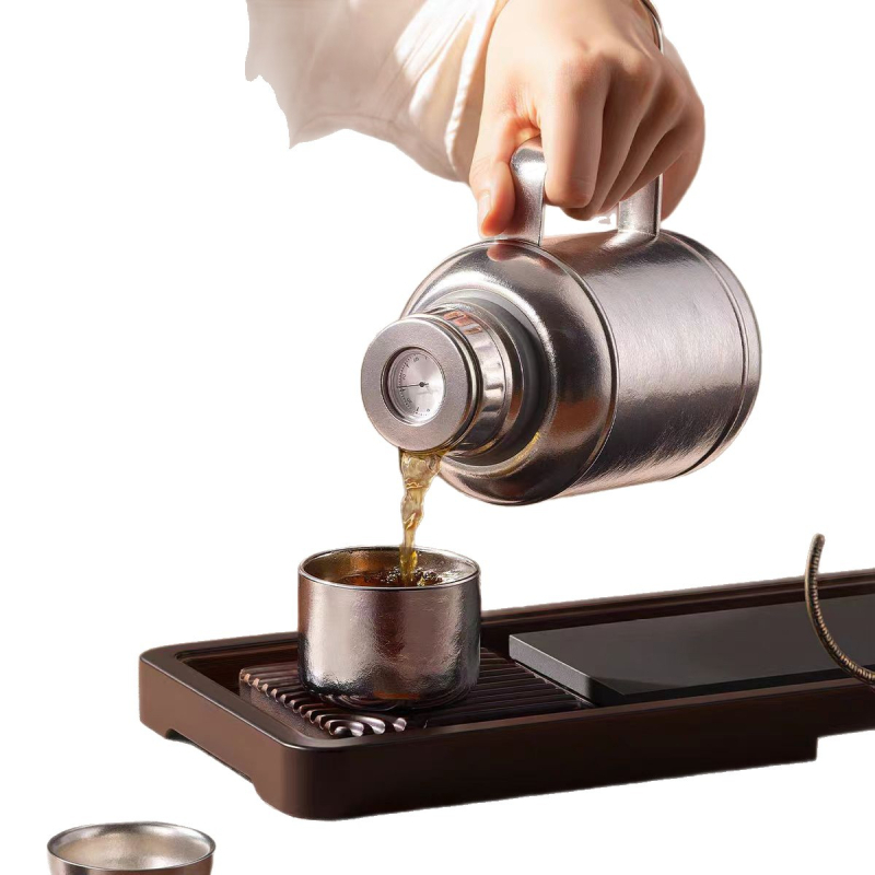 Ceainic izolat din titan pur pentru ceai și cafea – birou, acasă și utilizare în aer liber
