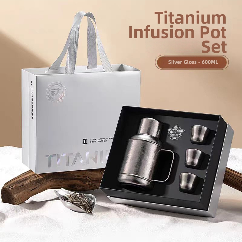 Ceainic izolat din titan pur pentru ceai și cafea – birou, acasă și utilizare în aer liber