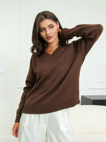 Oversize V-nyakú kötött pulóver hosszú ujjú