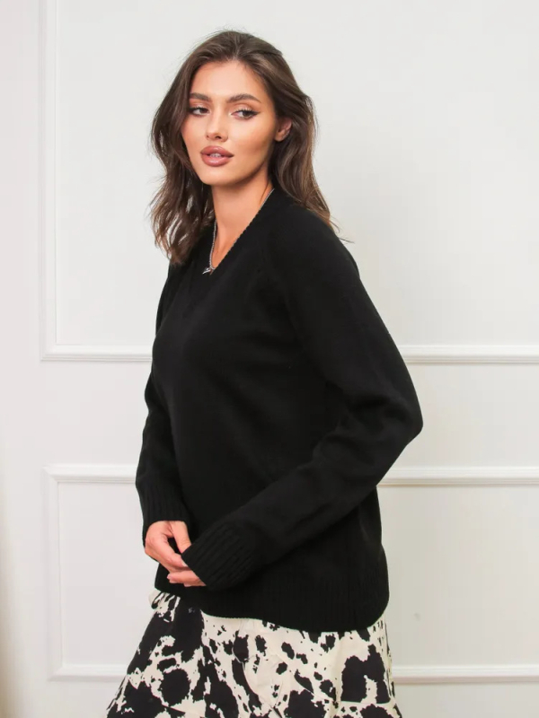 Oversize V-nyakú kötött pulóver hosszú ujjú