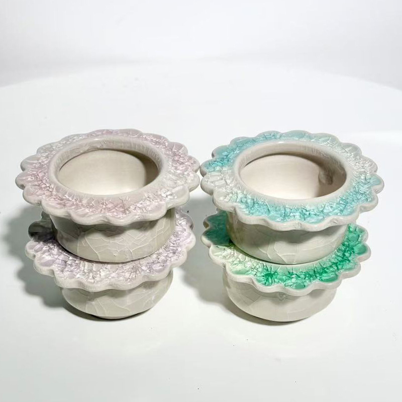 Ghiveci ceramic pentru suculente, glazură cracklată, design minimalist pentru birou