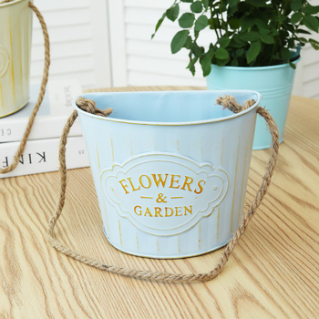Ghiveci de perete din fier, găleată atârnată pentru flori uscate – decor de perete