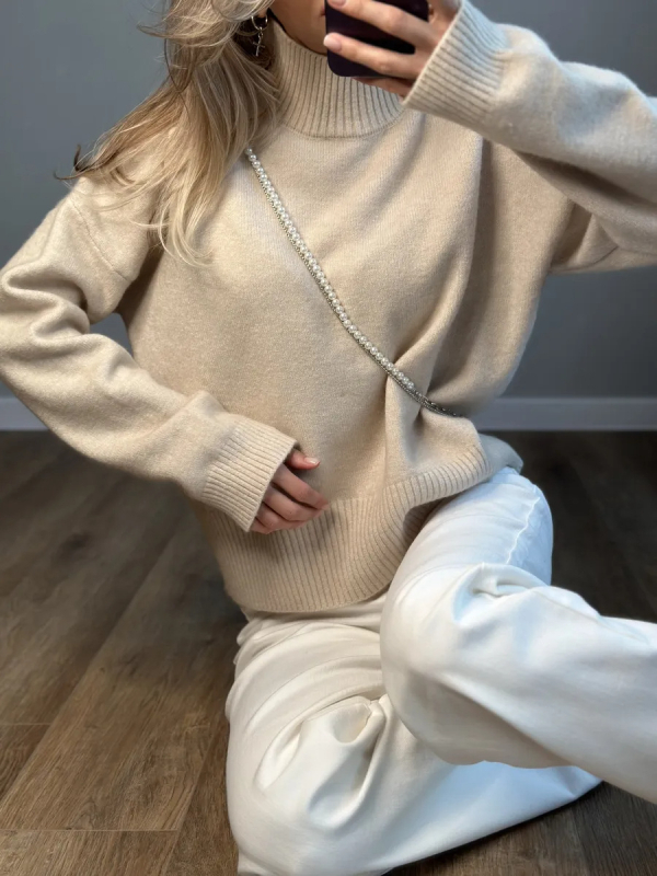 Női oversized kapucnis kötött pulóver, lazán szabott