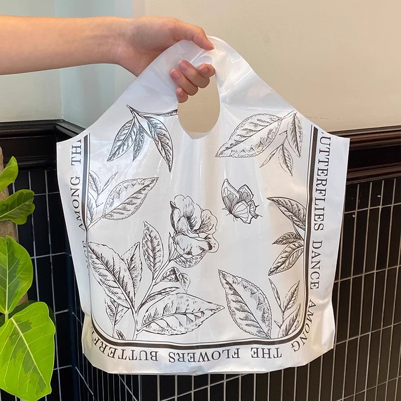 Genți premium pentru magazin de îmbrăcăminte: ambalare pentru haine feminine și lenjerie, genți cadou pentru cumpărături și genți din plastic