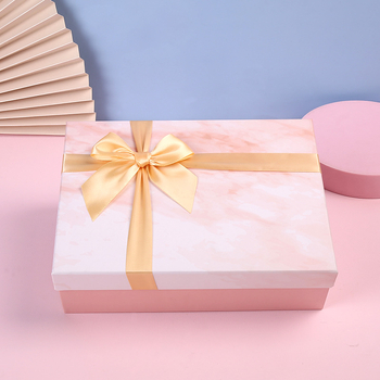 Cutie cadou roz în stil Ins, pentru lenjerie și produse cosmetice, cu efect marmură, cutie goală