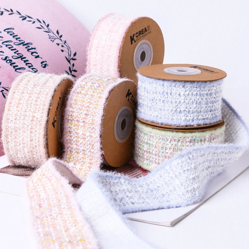Jednostrani srebrno-siva vunena pletena overlock traka za DIY mašne, dodaci za kosu, odjeću, šešire, cipele i cvjetne ukrase.