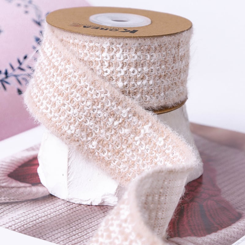 Jednostrani srebrno-siva vunena pletena overlock traka za DIY mašne, dodaci za kosu, odjeću, šešire, cipele i cvjetne ukrase.
