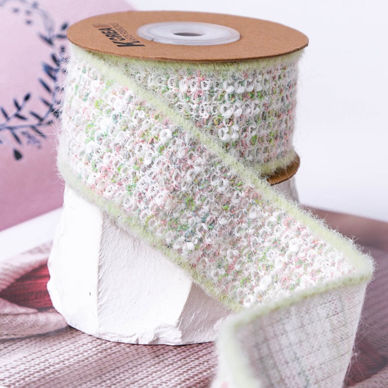 Jednostrani srebrno-siva vunena pletena overlock traka za DIY mašne, dodaci za kosu, odjeću, šešire, cipele i cvjetne ukrase.